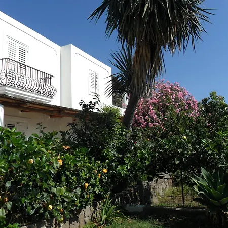 O Palmo Hotell Panarea